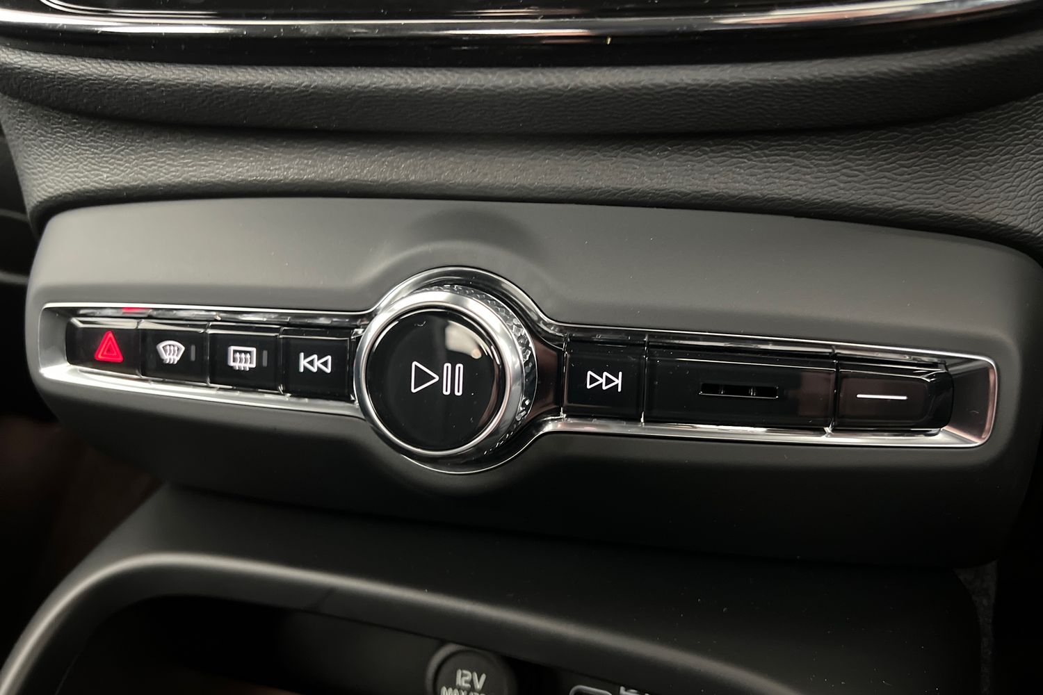 Used Volvo XC40 2025 for sale - 77035865: Photo 14