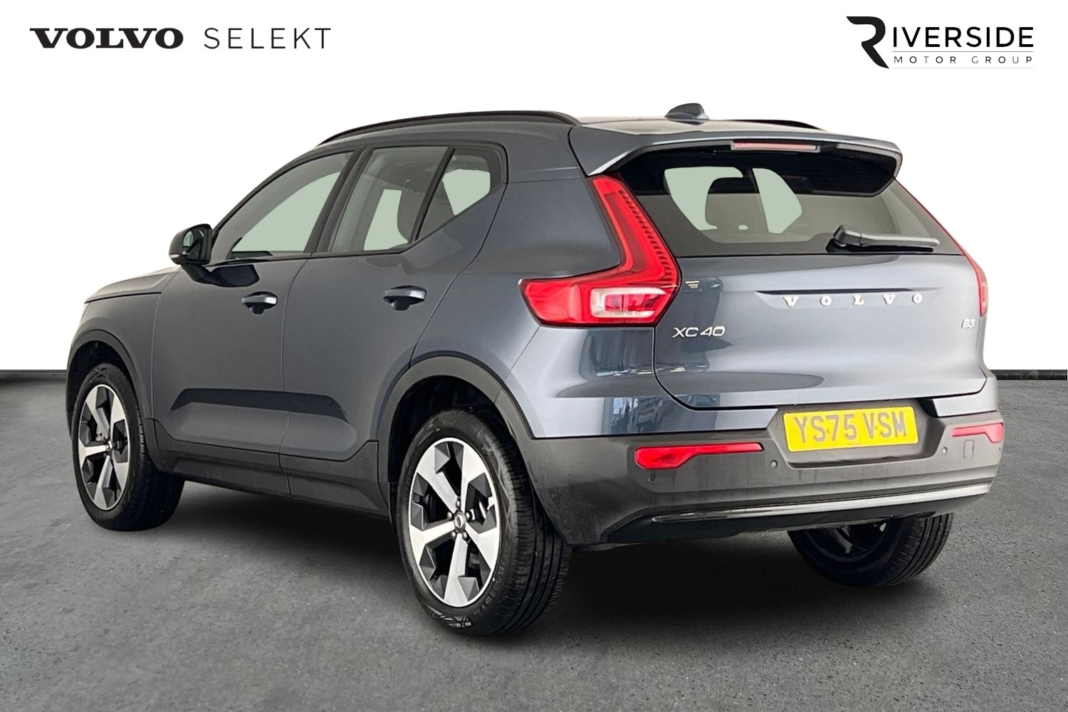 Used Volvo XC40 2025 for sale - 77035865: Photo 3