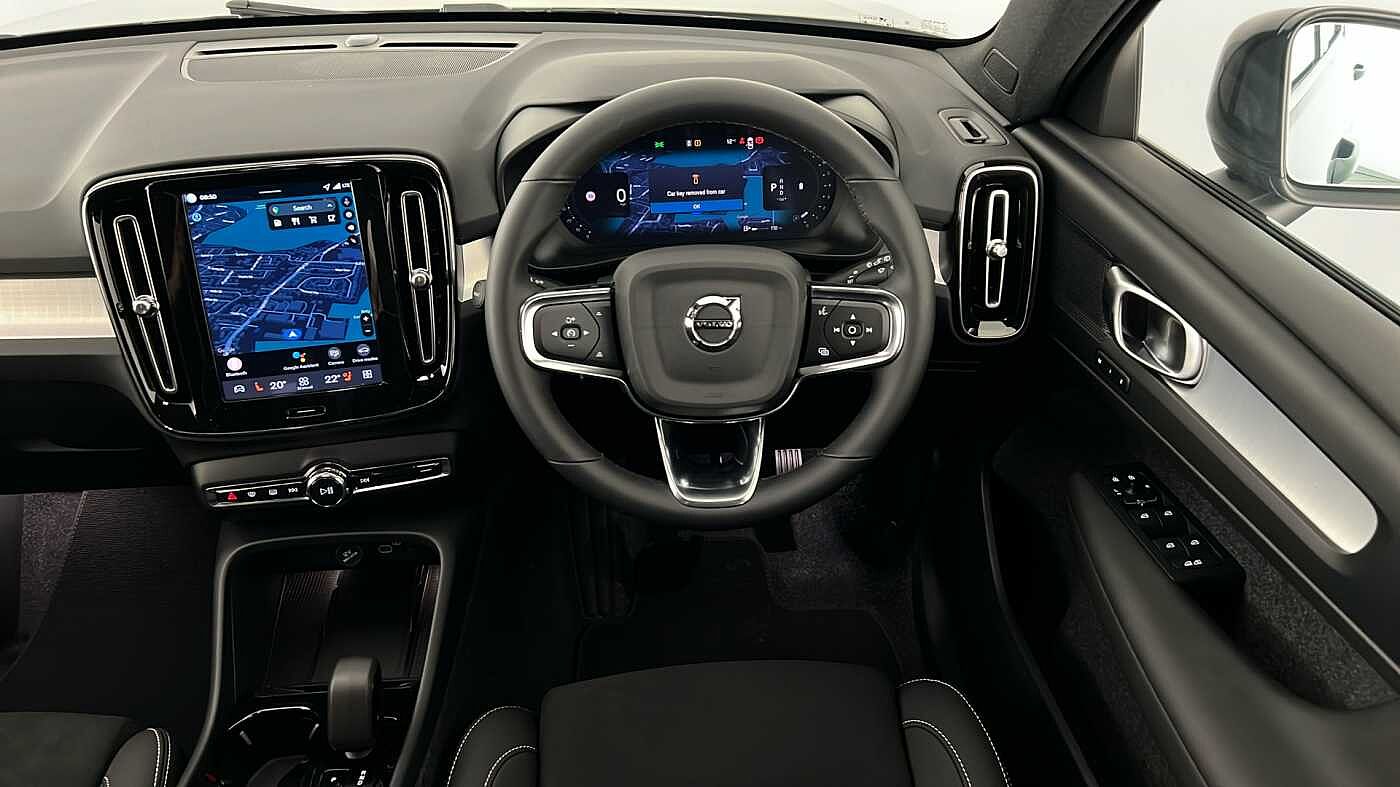 Used Volvo XC40 2025 for sale - 76614940: Photo 12