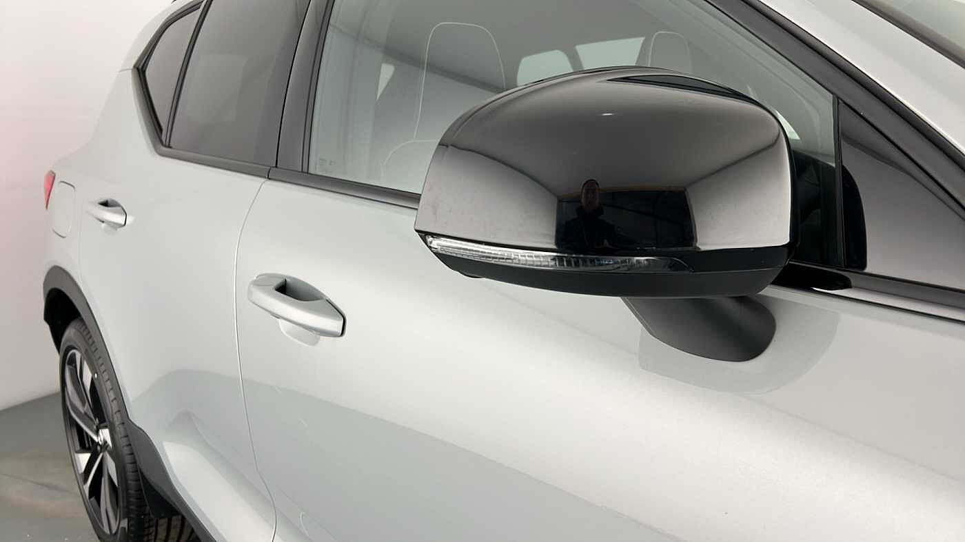 Used Volvo XC40 2025 for sale - 76614940: Photo 28