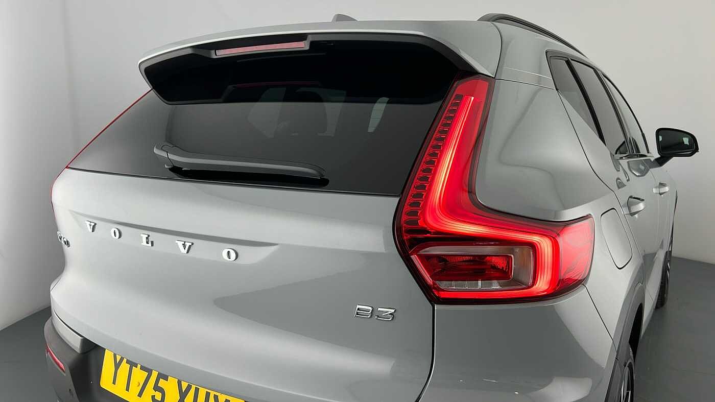 Used Volvo XC40 2025 for sale - 76614940: Photo 29