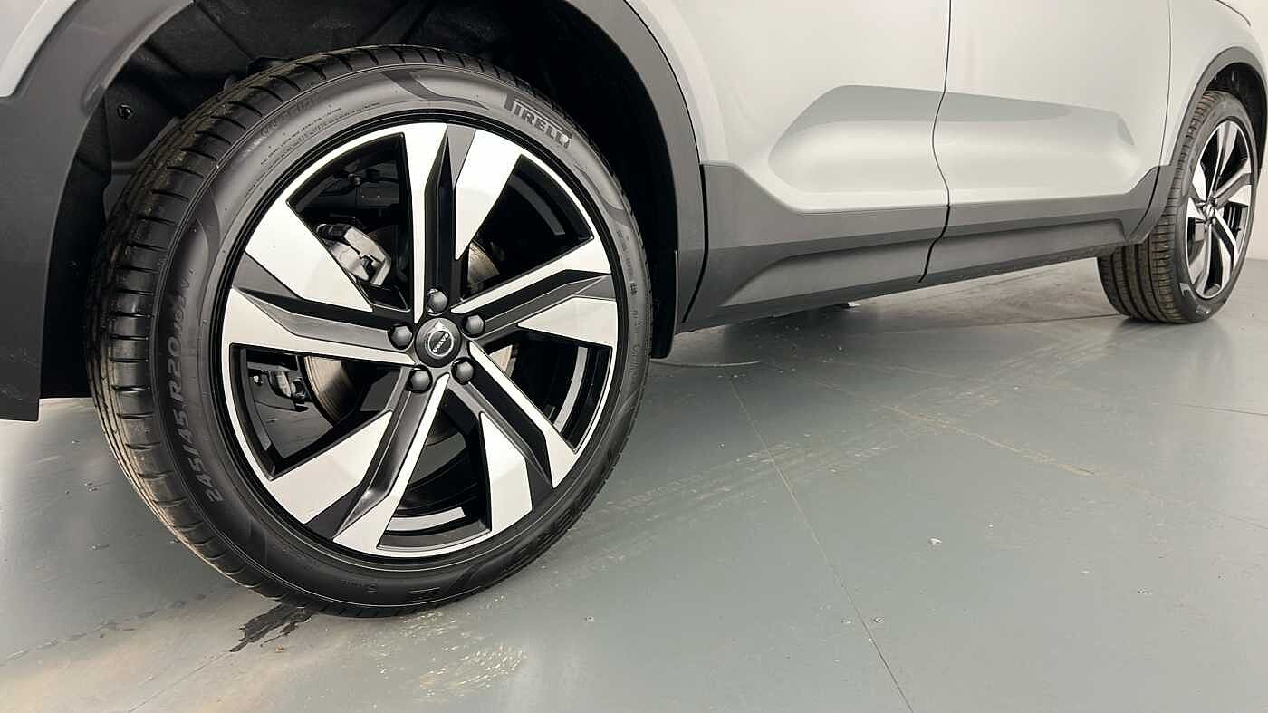 Used Volvo XC40 2025 for sale - 76614940: Photo 31