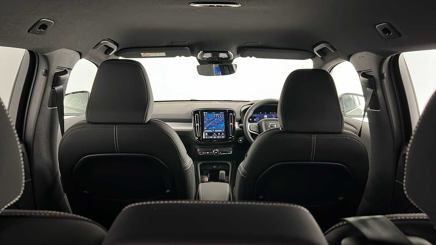 Used Volvo XC40 2025 for sale - 76614940: Photo 47