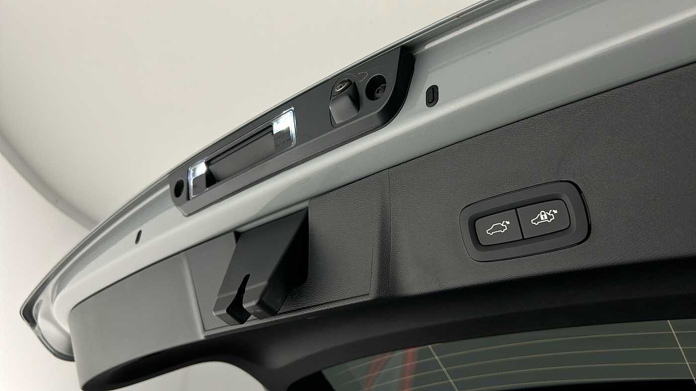 Used Volvo XC40 2025 for sale - 76614940: Photo 48