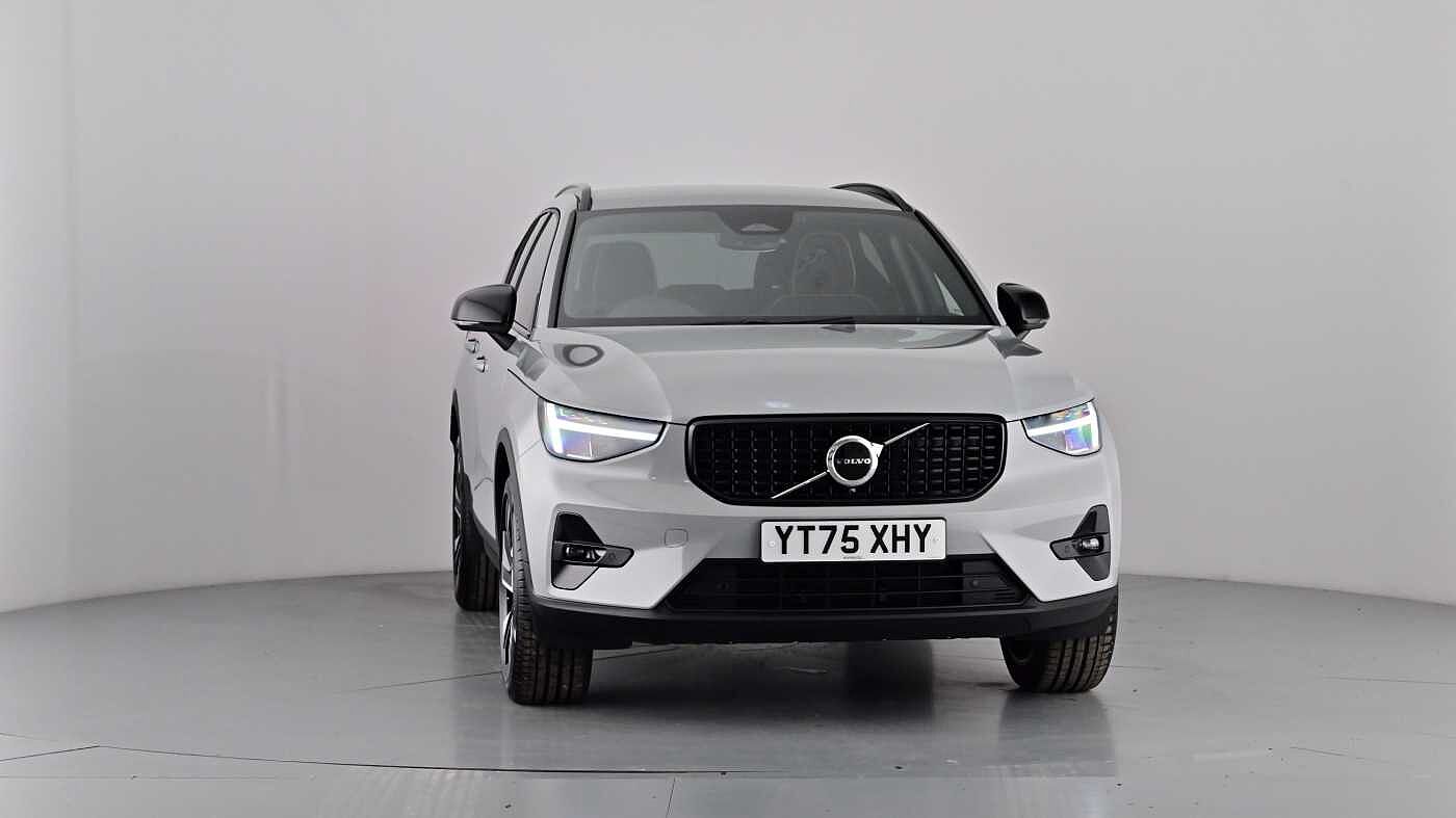 Used Volvo XC40 2025 for sale - 76614940: Photo 52