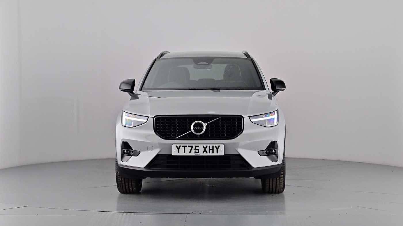 Used Volvo XC40 2025 for sale - 76614940: Photo 53