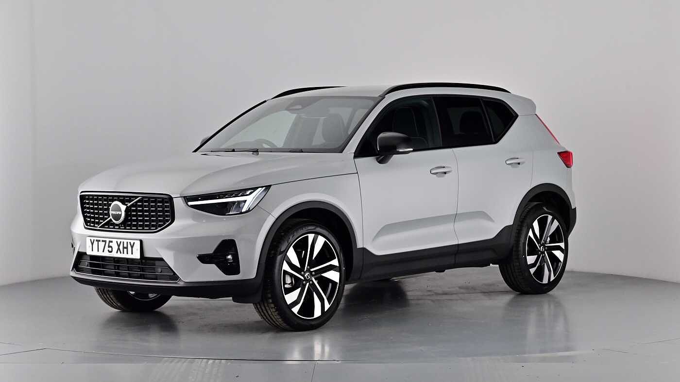 Used Volvo XC40 2025 for sale - 76614940: Photo 57