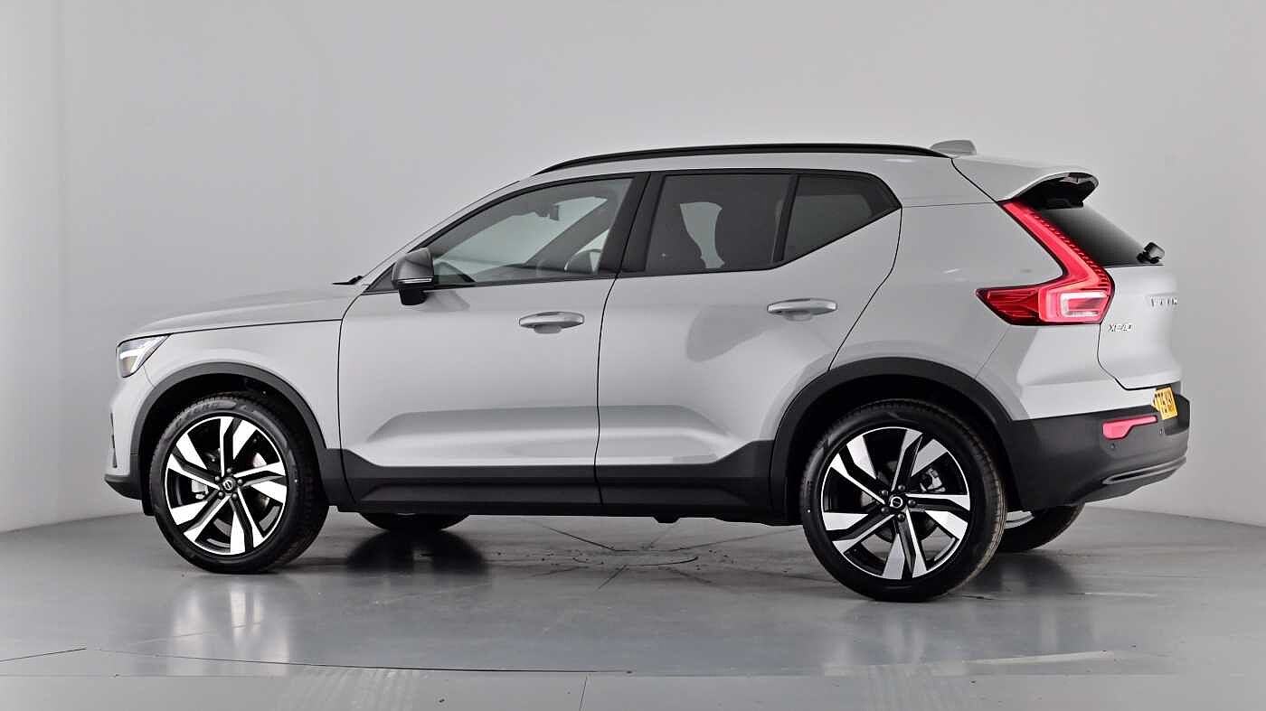 Used Volvo XC40 2025 for sale - 76614940: Photo 64
