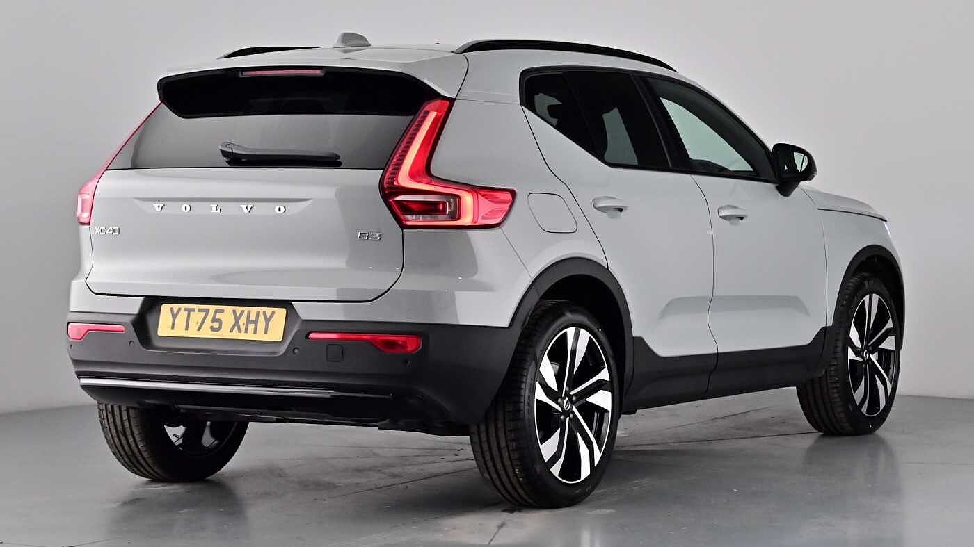 Used Volvo XC40 2025 for sale - 76614940: Photo 7