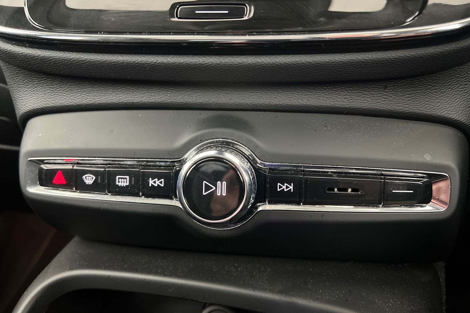 Used Volvo XC40 2025 for sale - 76507704: Photo 15