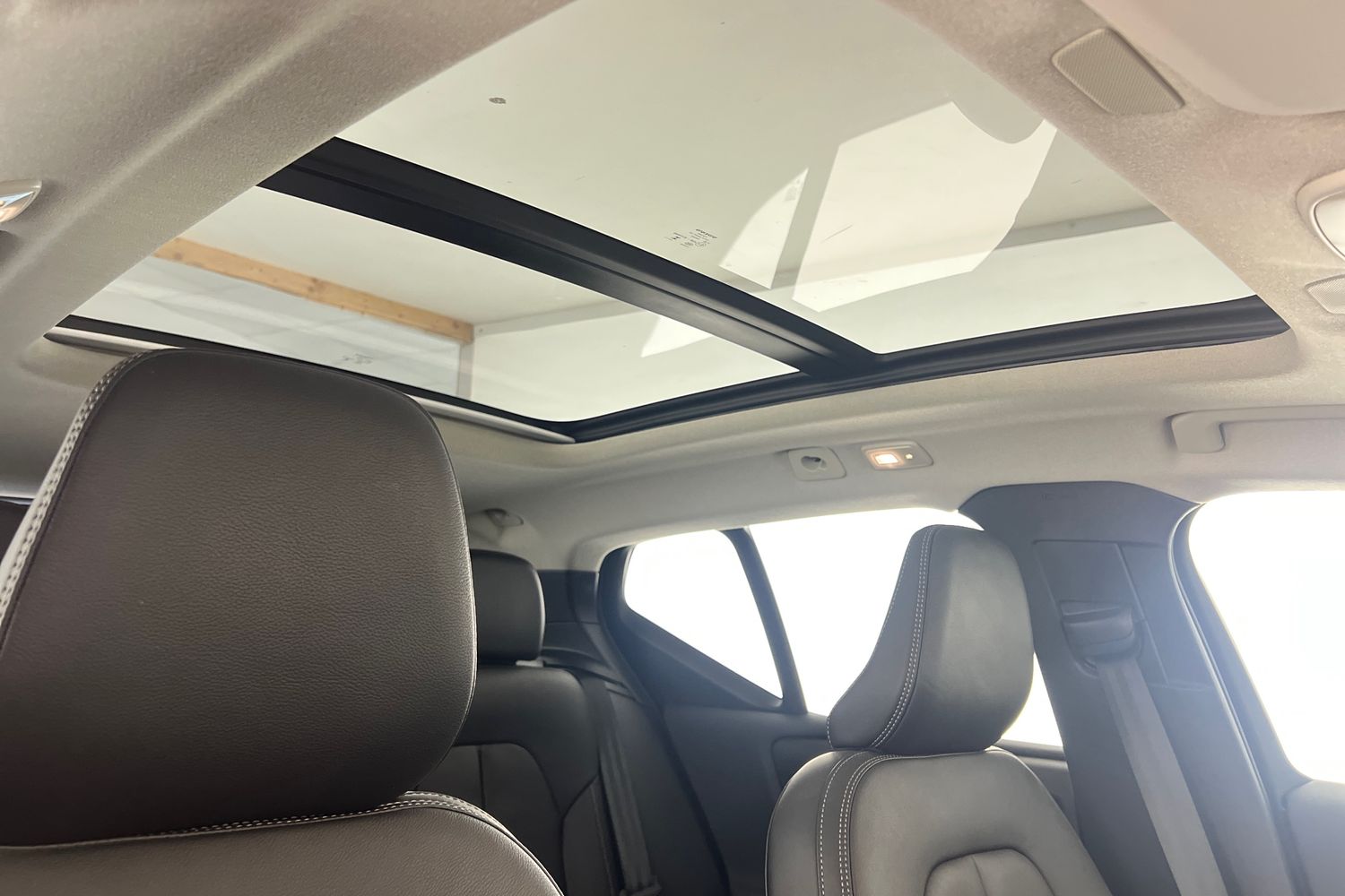 Used Volvo XC40 2025 for sale - 76507704: Photo 29