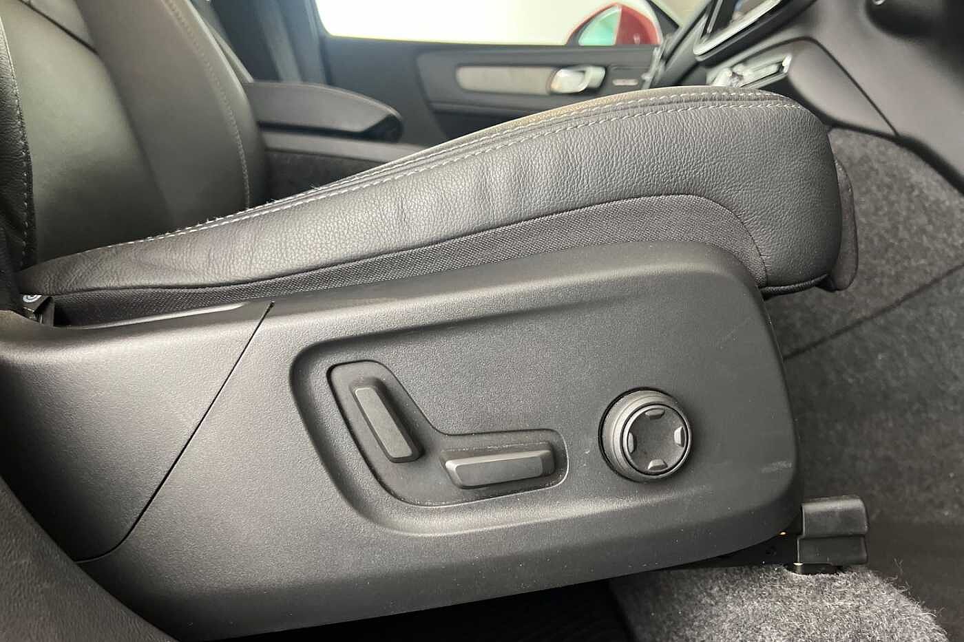 Used Volvo XC40 2025 for sale - 76507704: Photo 32