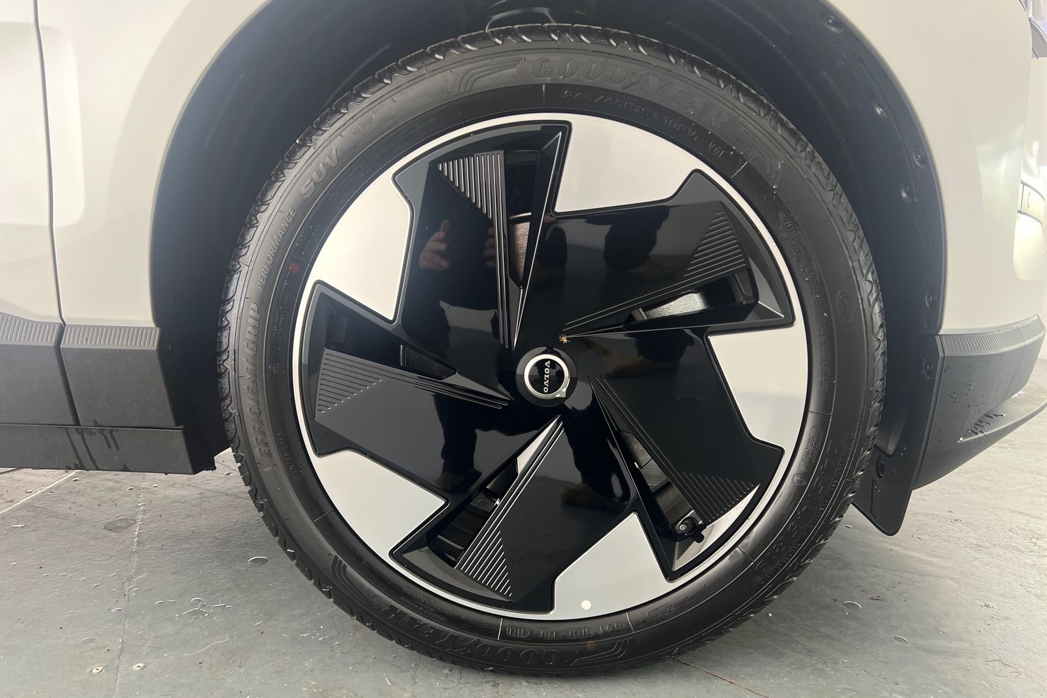 Used Volvo EX30 2025 for sale - 76008358: Photo 5