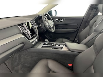 Used Volvo XC60 2022 for sale - 79174610: Photo