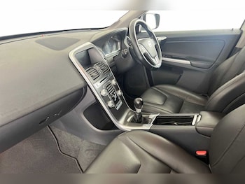 Used Volvo XC60 2015 for sale - 77353706: Photo