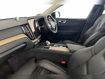 Used Volvo XC60 2025 for sale - 78973522: Photo