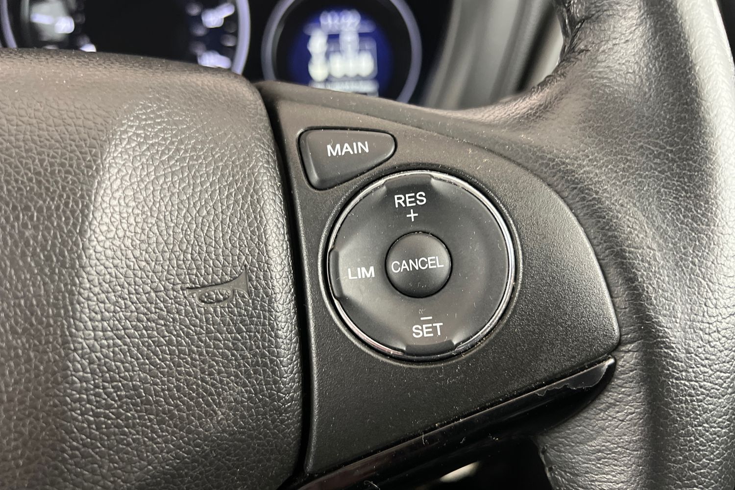 Used Honda HR-V 2017 for sale - 76438036: Photo 12