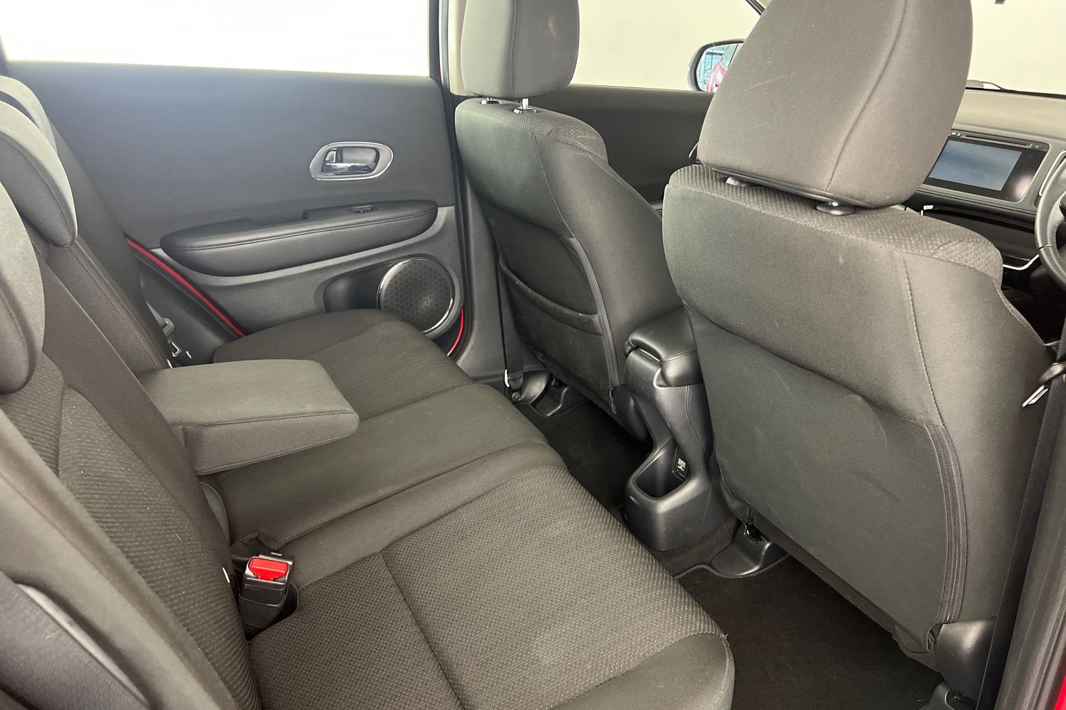 Used Honda HR-V 2017 for sale - 76438036: Photo 27