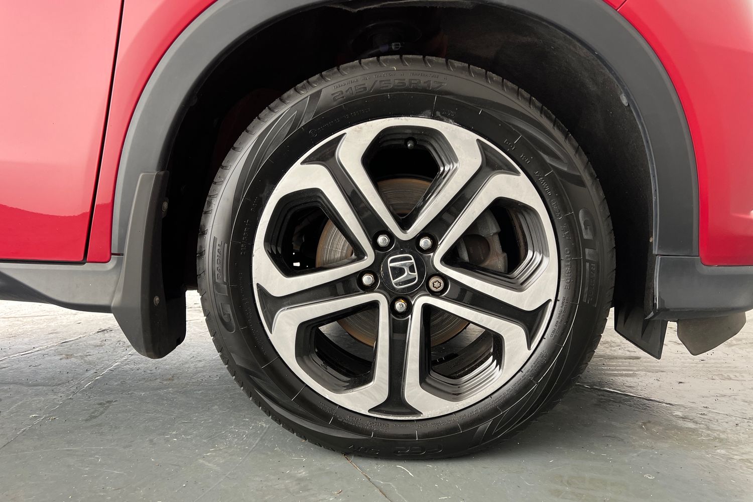 Used Honda HR-V 2017 for sale - 76438036: Photo 5