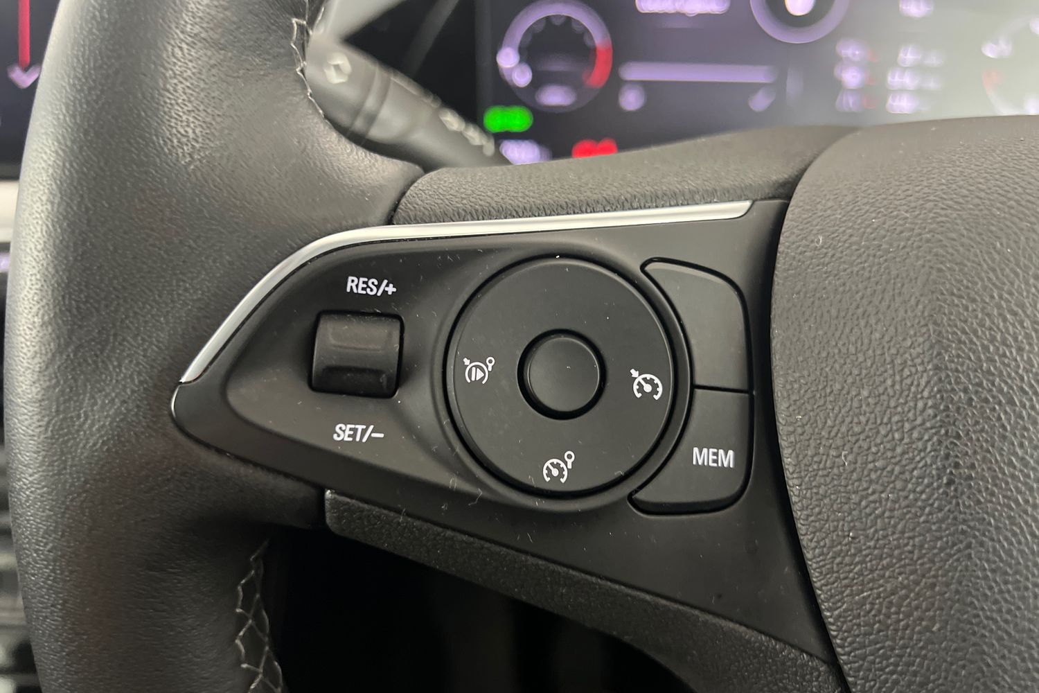 Used Vauxhall Grandland 2023 for sale - 76907939: Photo 11