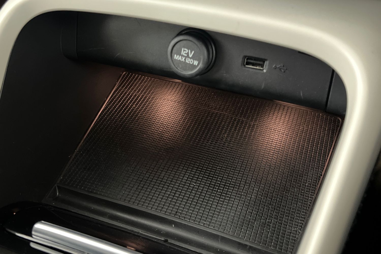 Used Volvo XC40 2022 for sale - 76907945: Photo 38