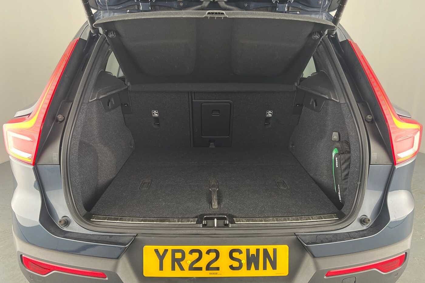 Used Volvo XC40 2022 for sale - 76907945: Photo 8