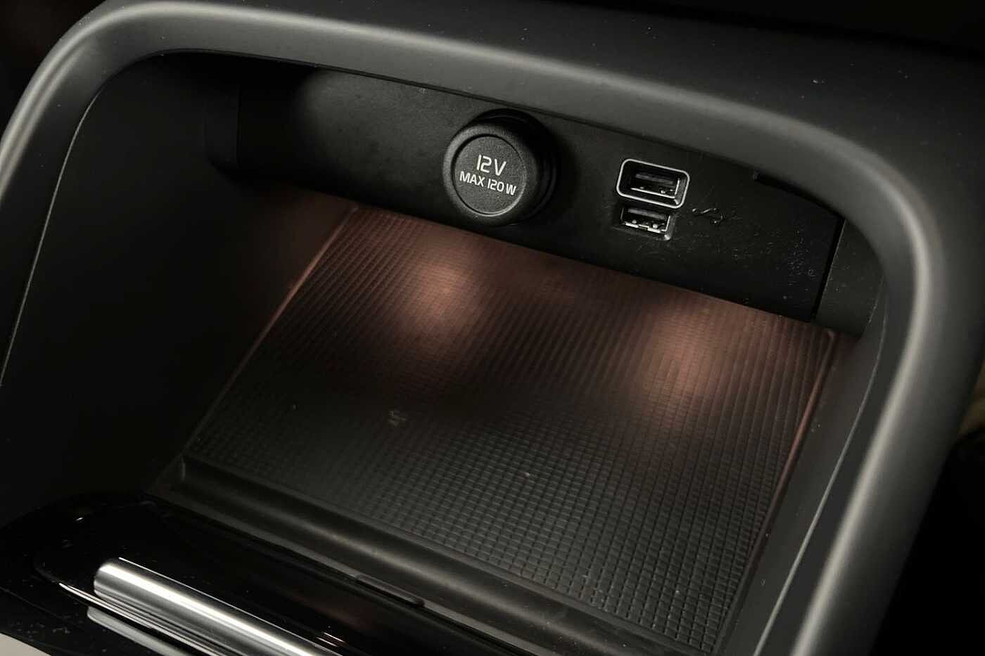 Used Volvo XC40 2022 for sale - 77035852: Photo 31