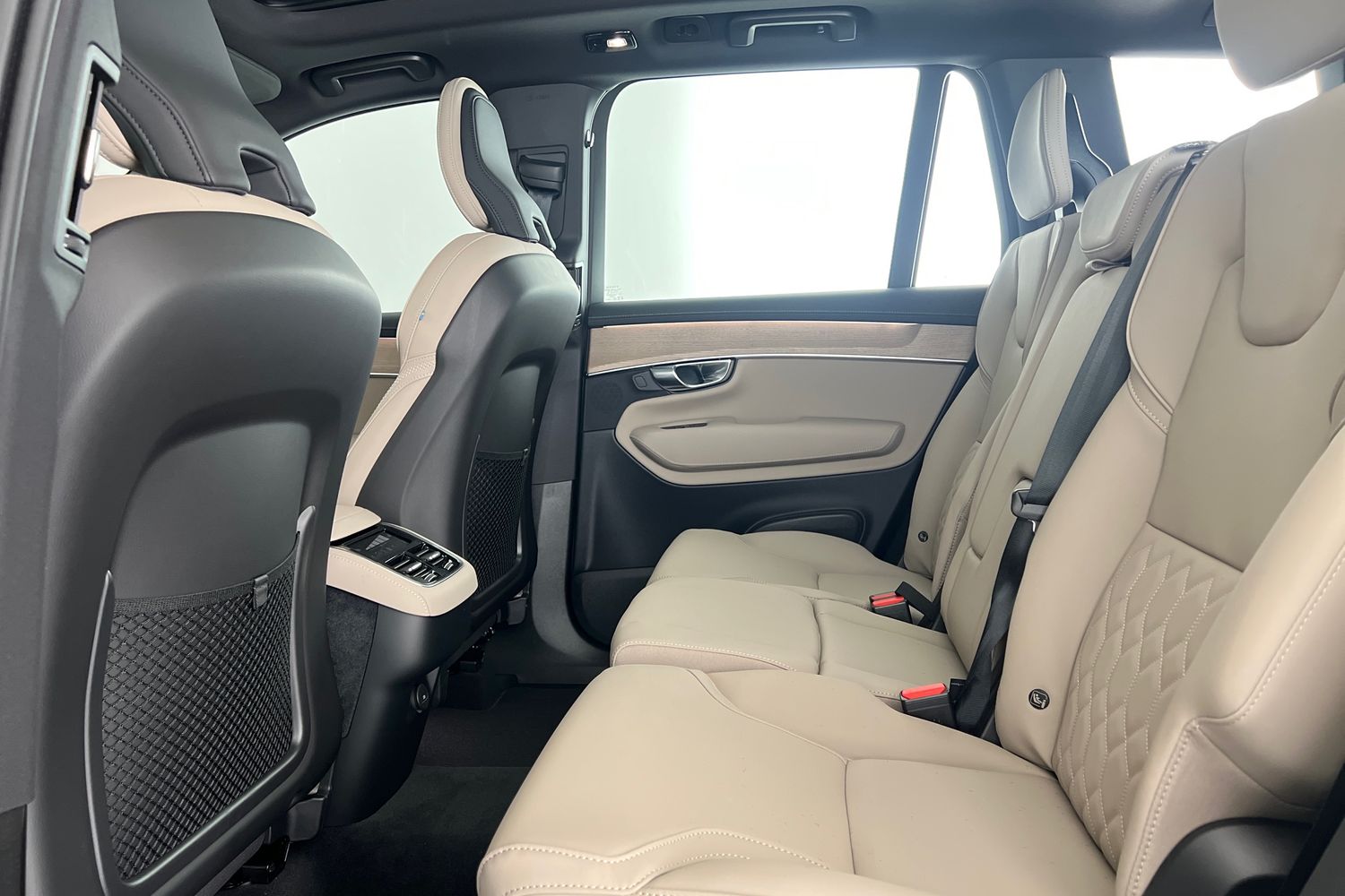 Used Volvo XC90 2025 for sale - 76796322: Photo 17