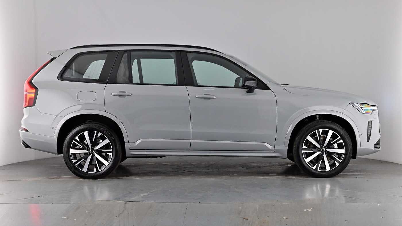 Used Volvo XC90 2025 for sale - 76796322: Photo 3