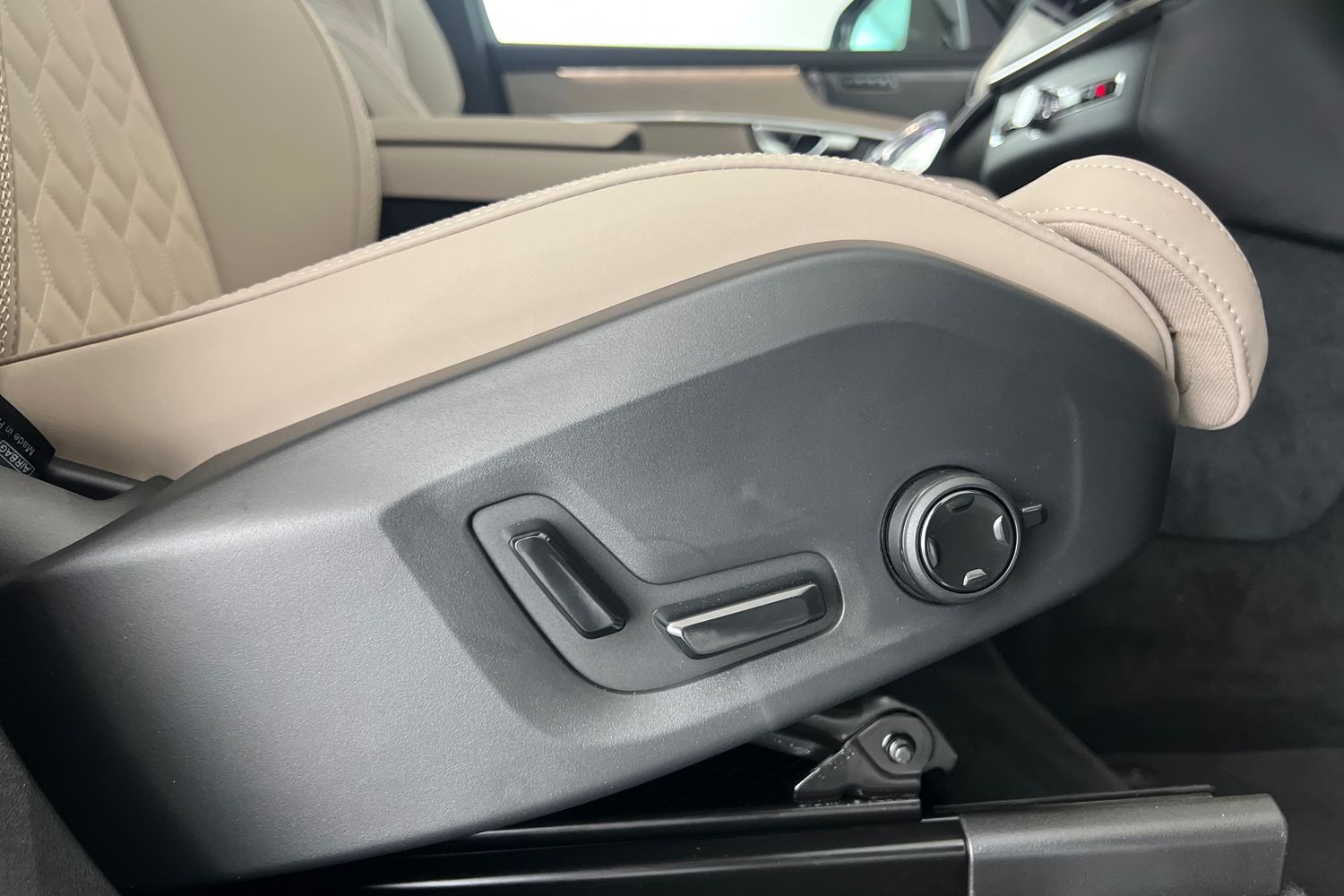 Used Volvo XC90 2025 for sale - 76796322: Photo 33