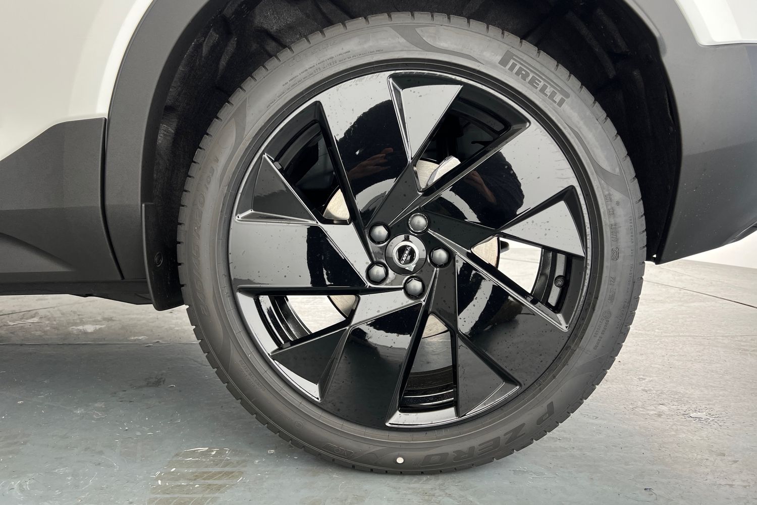 Used Volvo XC40 2025 for sale - 76614949: Photo 25