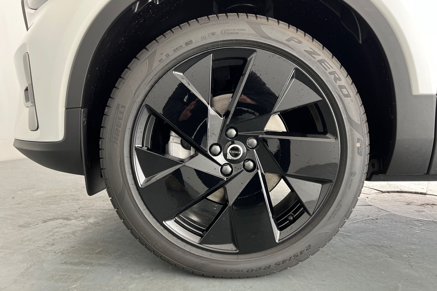 Used Volvo XC40 2025 for sale - 76614949: Photo 26