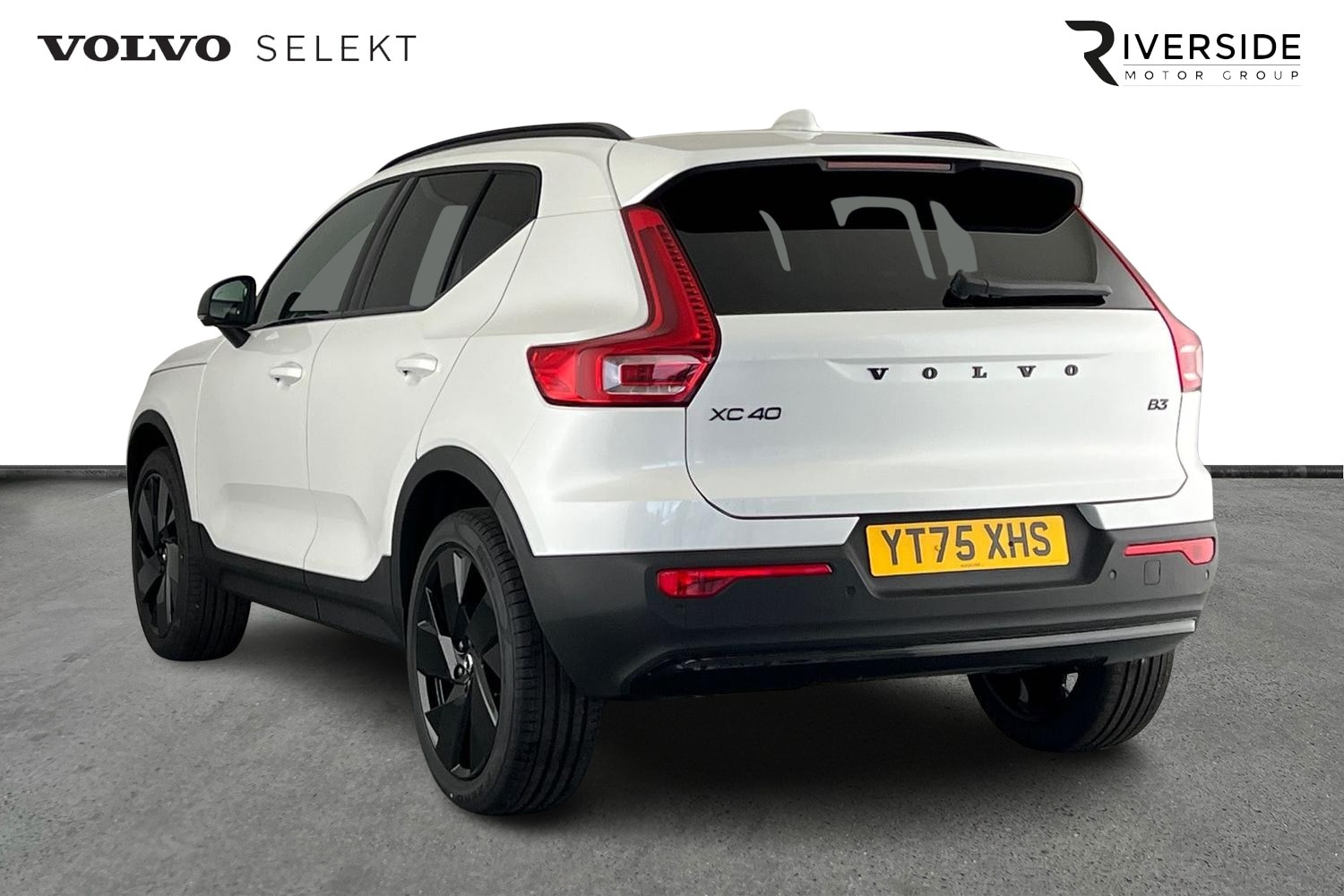 Used Volvo XC40 2025 for sale - 76614949: Photo 3