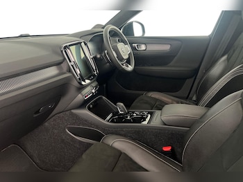 Used Volvo XC40 2019 for sale - 78555482: Photo