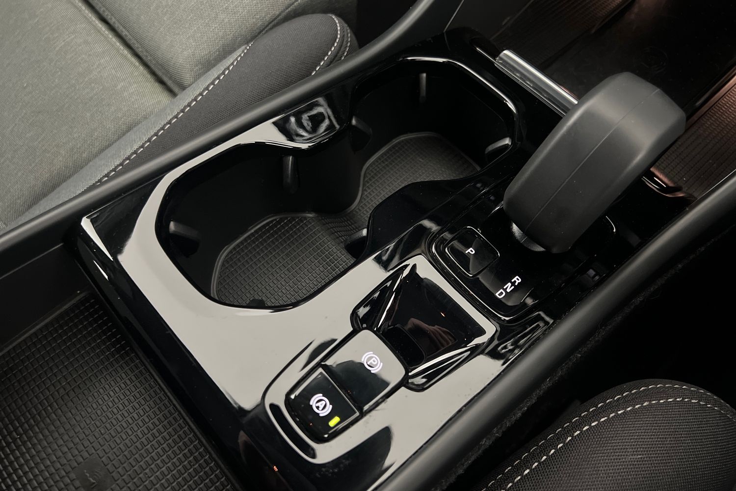 Used Volvo XC40 2022 for sale - 76984179: Photo 13