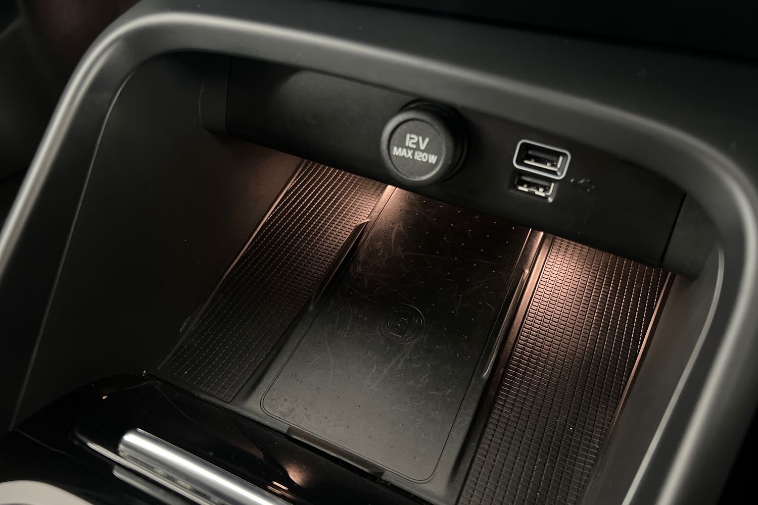 Used Volvo XC40 2022 for sale - 76984179: Photo 32