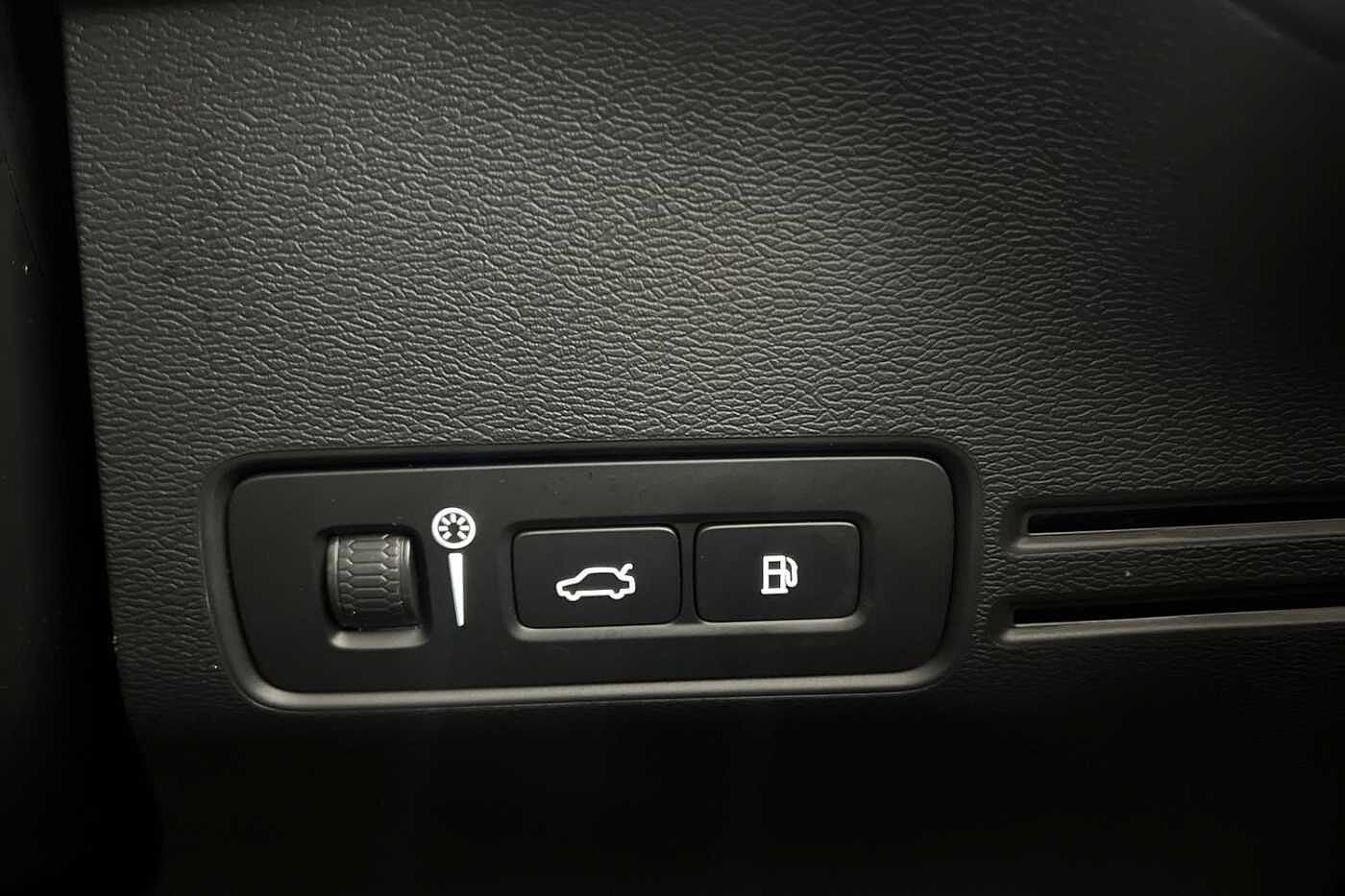 Used Volvo XC40 2022 for sale - 76984179: Photo 37