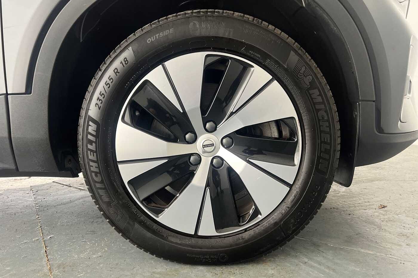 Used Volvo XC40 2022 for sale - 76984179: Photo 5