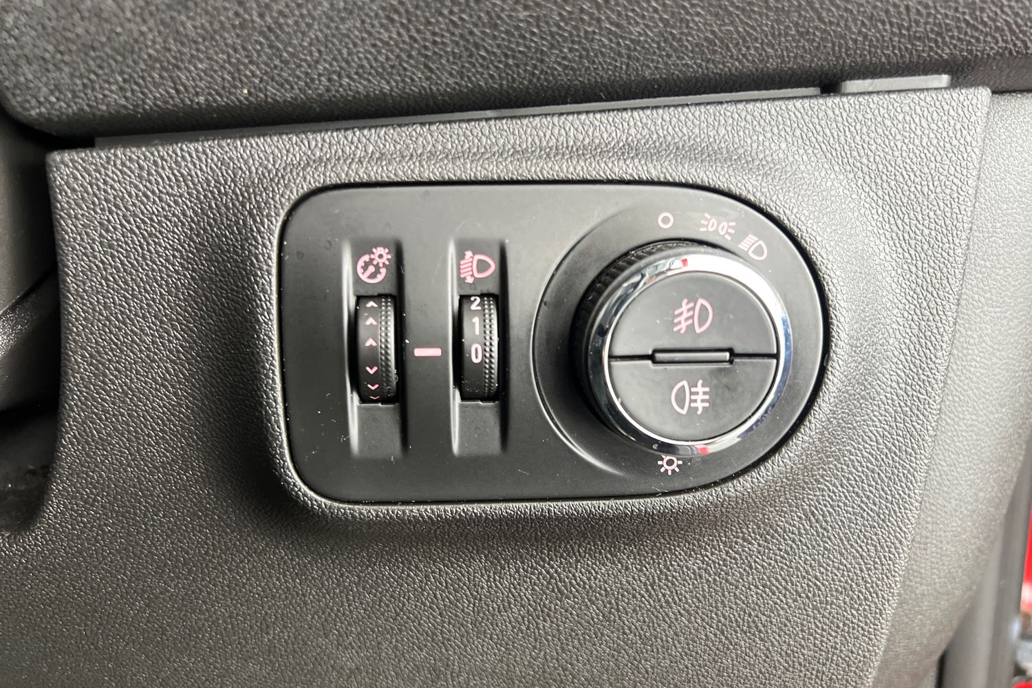 Used Vauxhall Corsa 2016 for sale - 76652341: Photo 30