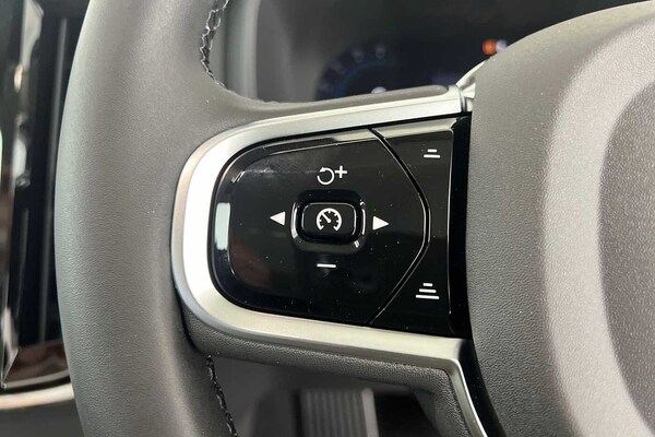 Used Volvo V90 2025 for sale - 75439664: Photo 11