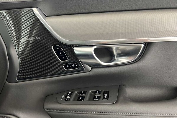 Used Volvo V90 2025 for sale - 75439664: Photo 32