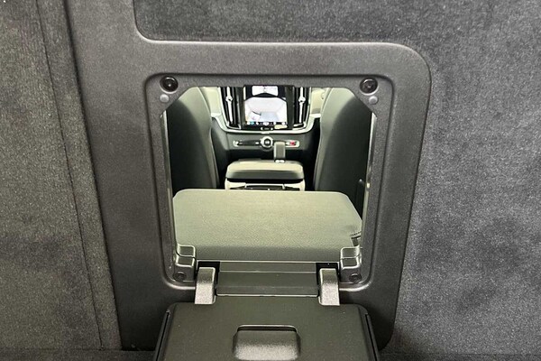 Used Volvo V90 2025 for sale - 75439664: Photo 33