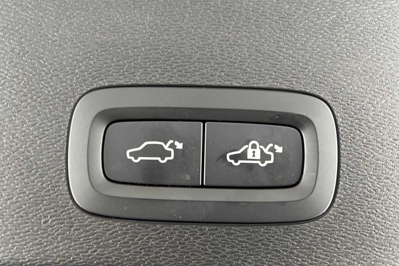 Used Volvo C40 2023 for sale - 77035863: Photo 22