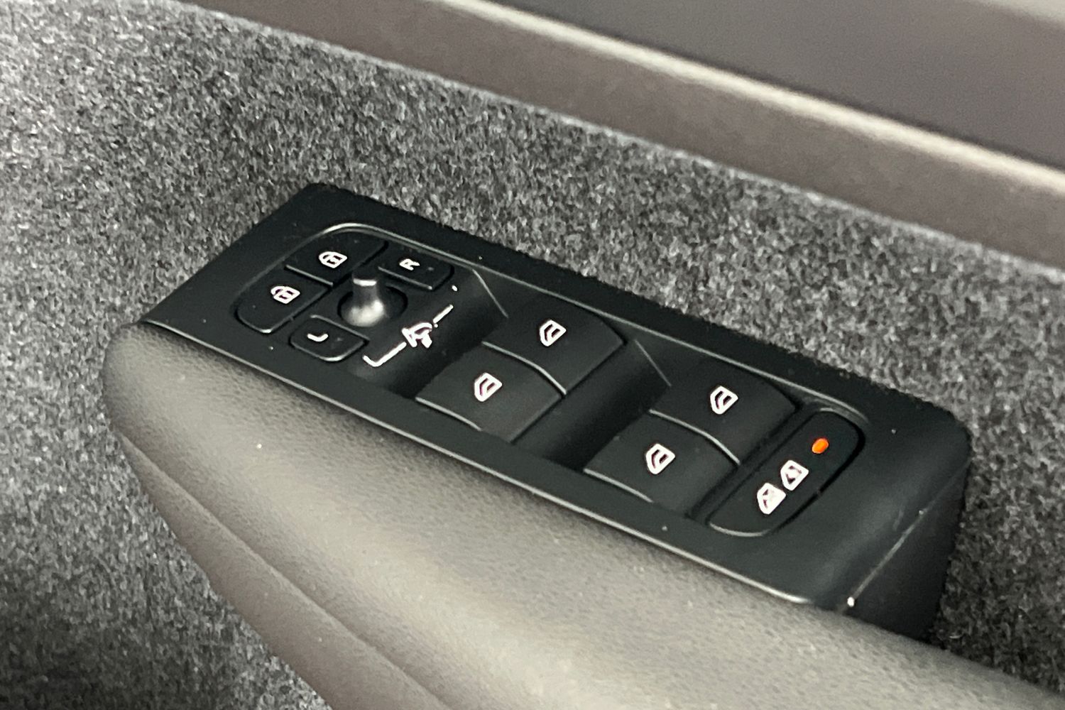 Used Volvo C40 2023 for sale - 77035863: Photo 31