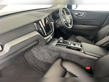 Used Volvo XC60 2024 for sale - 75440058: Photo