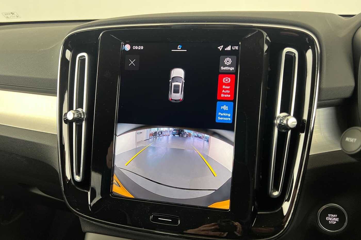 Used Volvo XC40 2025 for sale - 77035860: Photo 16