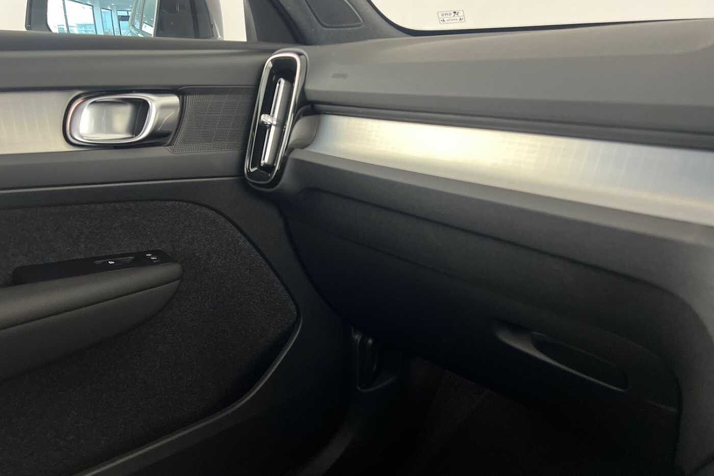 Used Volvo XC40 2025 for sale - 77035860: Photo 34