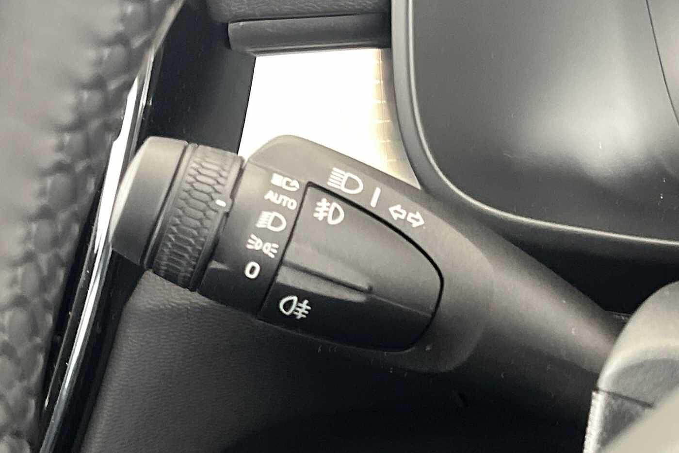 Used Volvo XC40 2025 for sale - 77035860: Photo 36