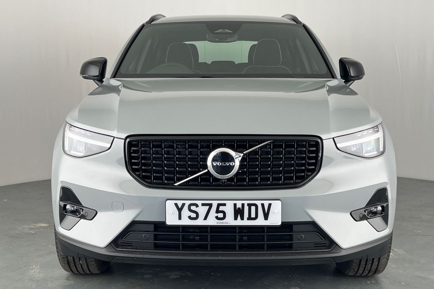 Used Volvo XC40 2025 for sale - 77035860: Photo 40