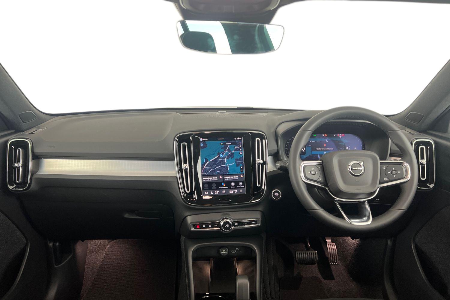 Used Volvo XC40 2025 for sale - 77035860: Photo 6